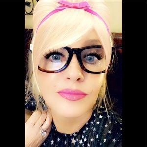 Betsy Johnson *rare* Blue Light readers